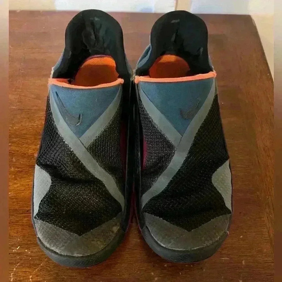 Size 4.5- Nike GO FlyEase Dynamic Turquoise - Picture 5 of 10